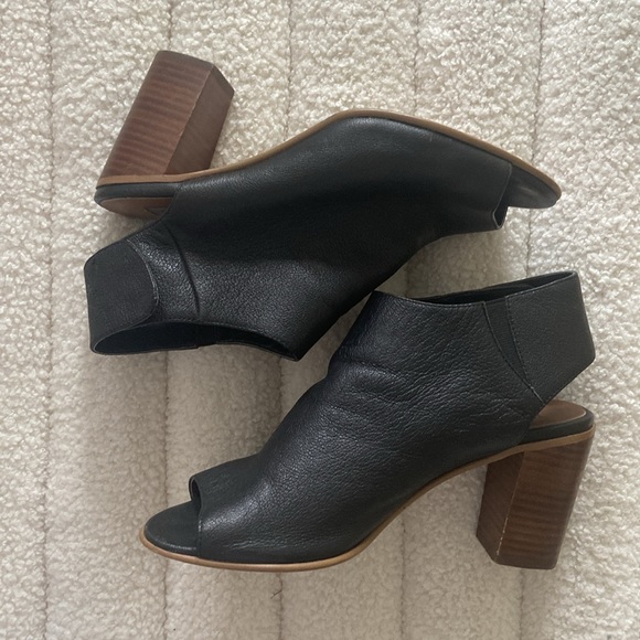 Steve Madden Nonstop Miles SIZE 7.5 Women’s - Picture 3 of 7